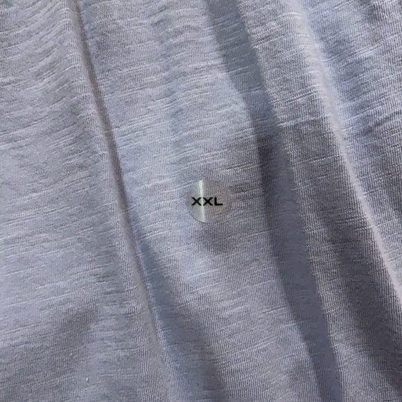 Never worn Eddie Bauer top - Picture 3 of 4